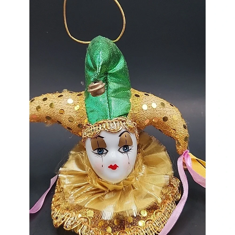 Jester Harlequin Clown Head Gold & Green Hand Painted Porcelain‎ Ornament/Magnet